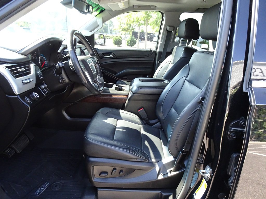 2019 GMC Yukon Image 9