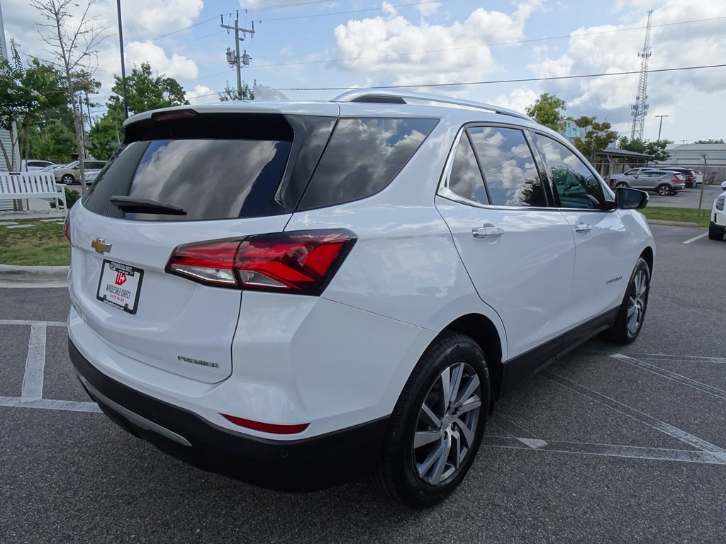 2023 Chevrolet Equinox Image 3