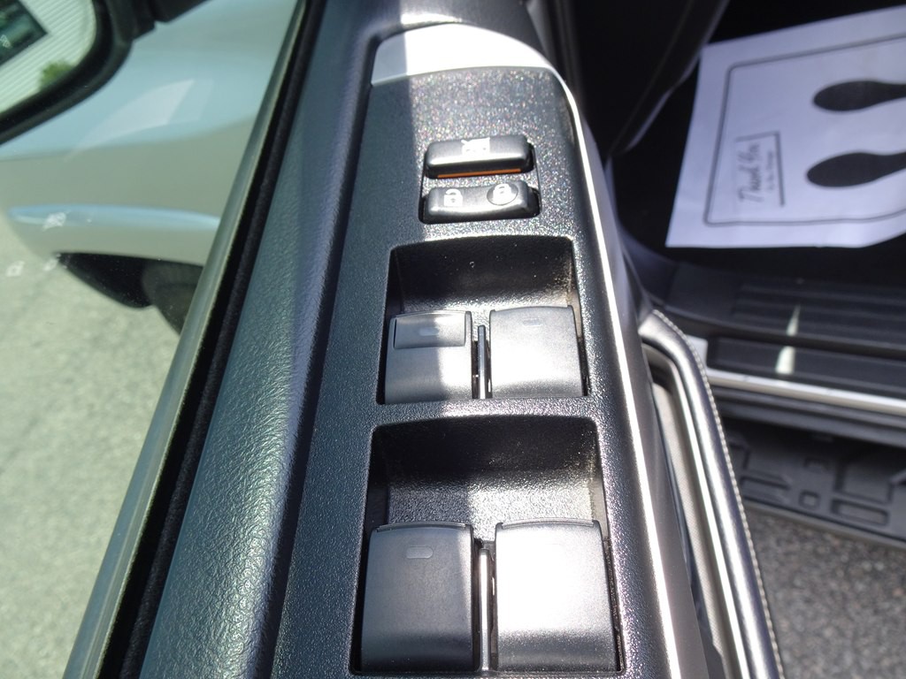 2021 Toyota 4Runner Image 10