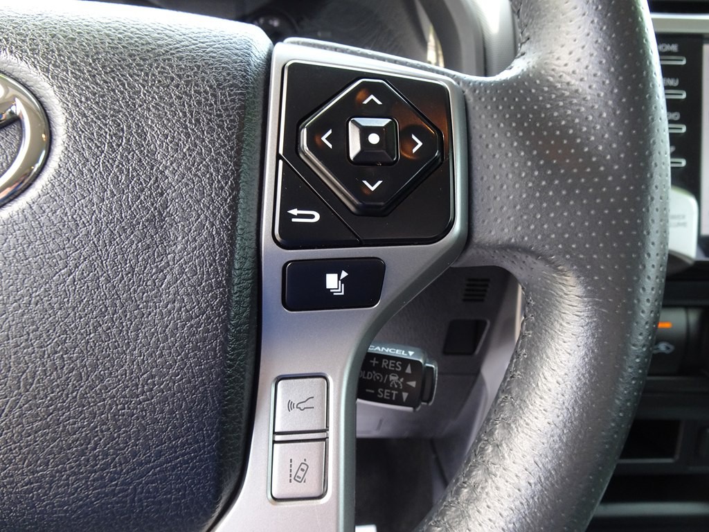 2021 Toyota 4Runner Image 23