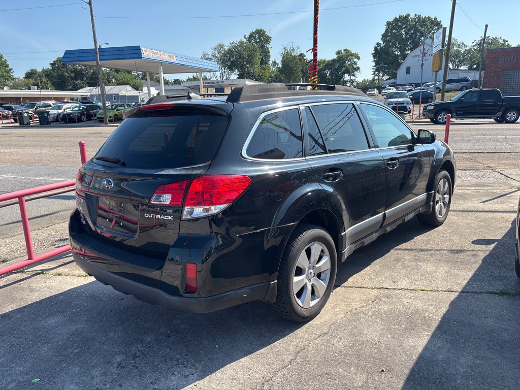 2011 Subaru Outback Image 7