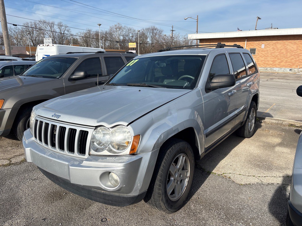 2007 Jeep Grand Cherokee Image 1