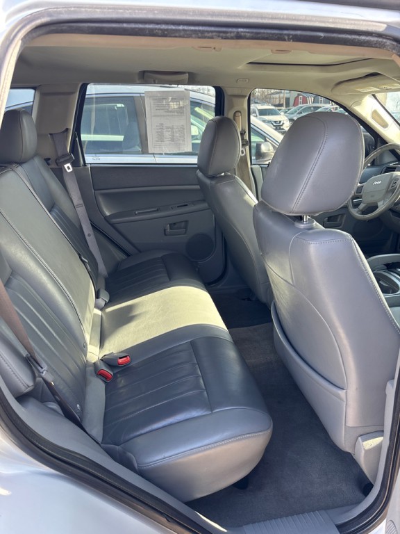 2007 Jeep Grand Cherokee Image 4