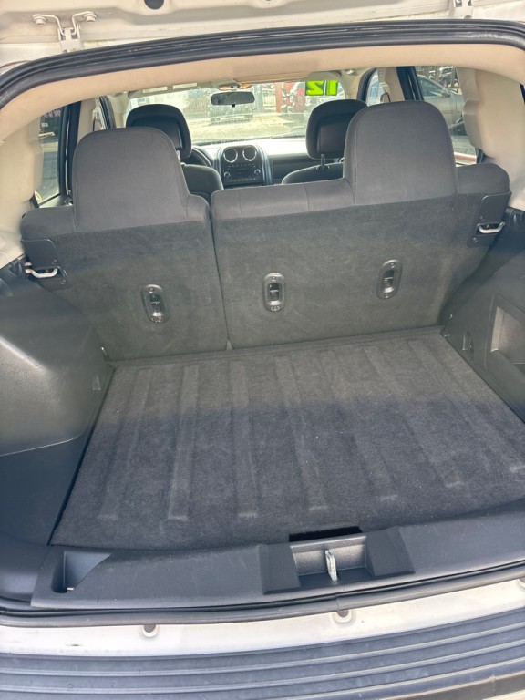 2012 Jeep Compass Image 5