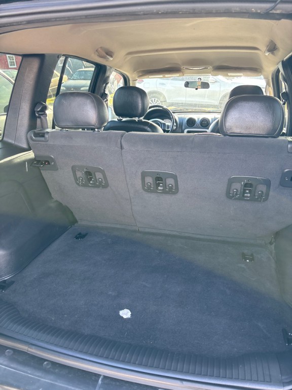 2003 Jeep Liberty Image 5