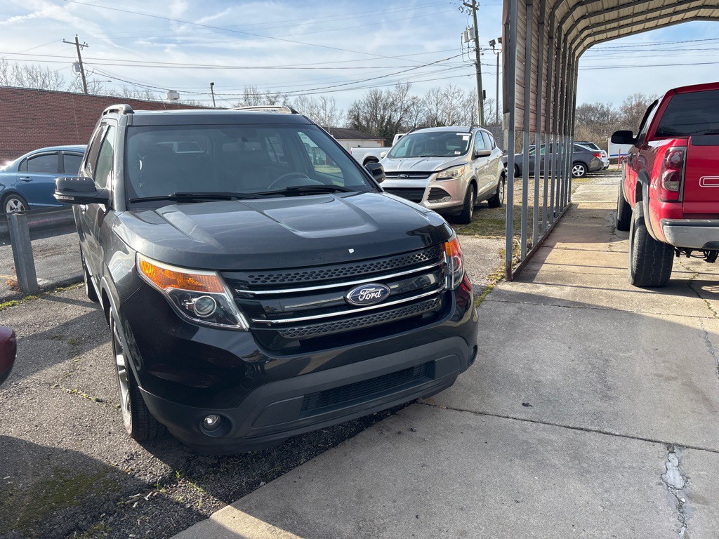 2015 Ford Explorer Image 2