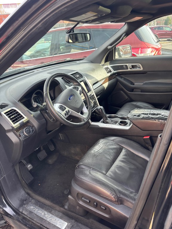 2015 Ford Explorer Image 3