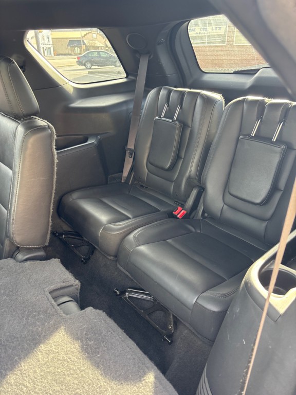 2015 Ford Explorer Image 5