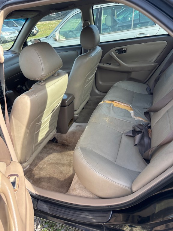 1998 Toyota Camry Image 4