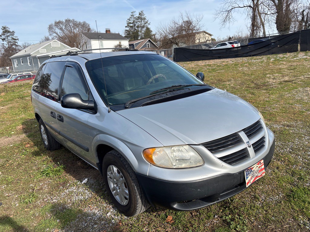 2005 Dodge Ram Van Image 2