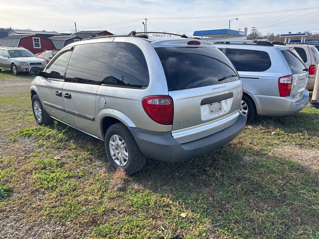 2005 Dodge Ram Van Image 4