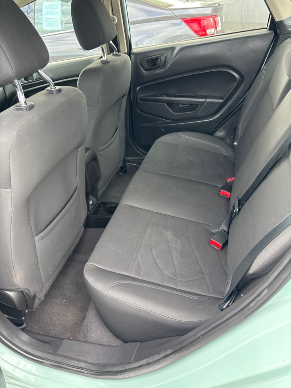 2017 Ford Fiesta Image 4