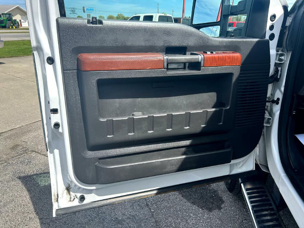 2012 Ford F-350 Image 17