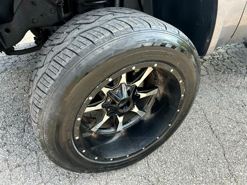 2010 Ford F-250 Image 9