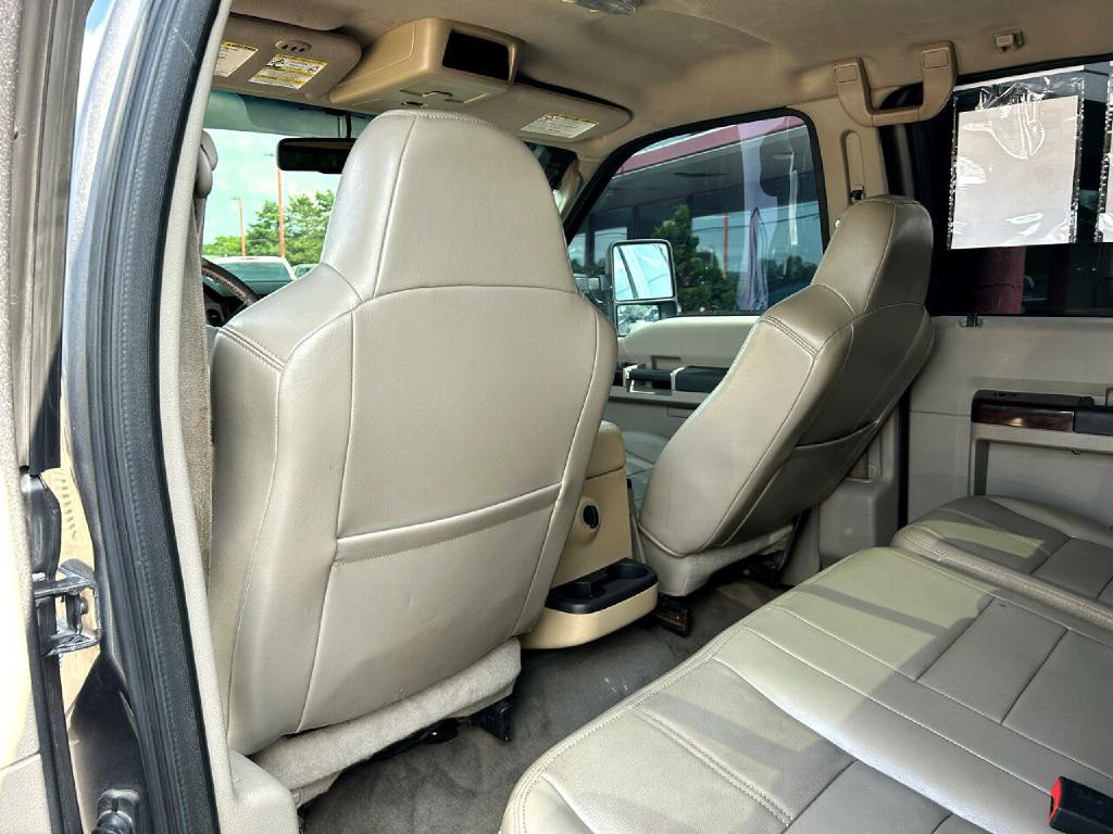 2010 Ford F-250 Image 15