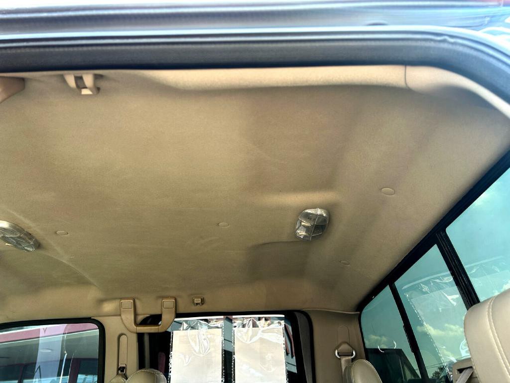 2010 Ford F-250 Image 16