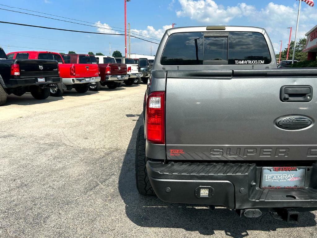 2010 Ford F-250 Image 30