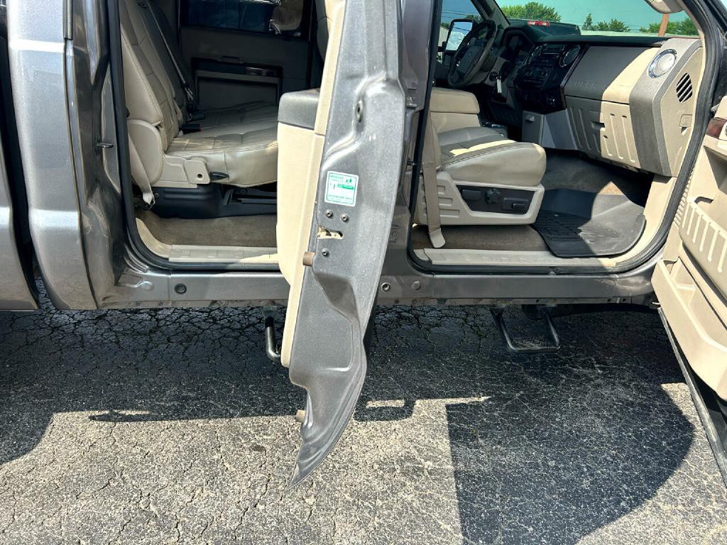 2010 Ford F-250 Image 35