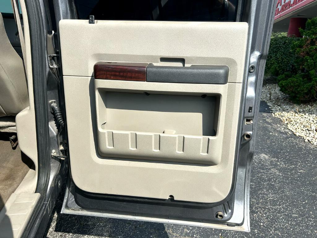 2010 Ford F-250 Image 37