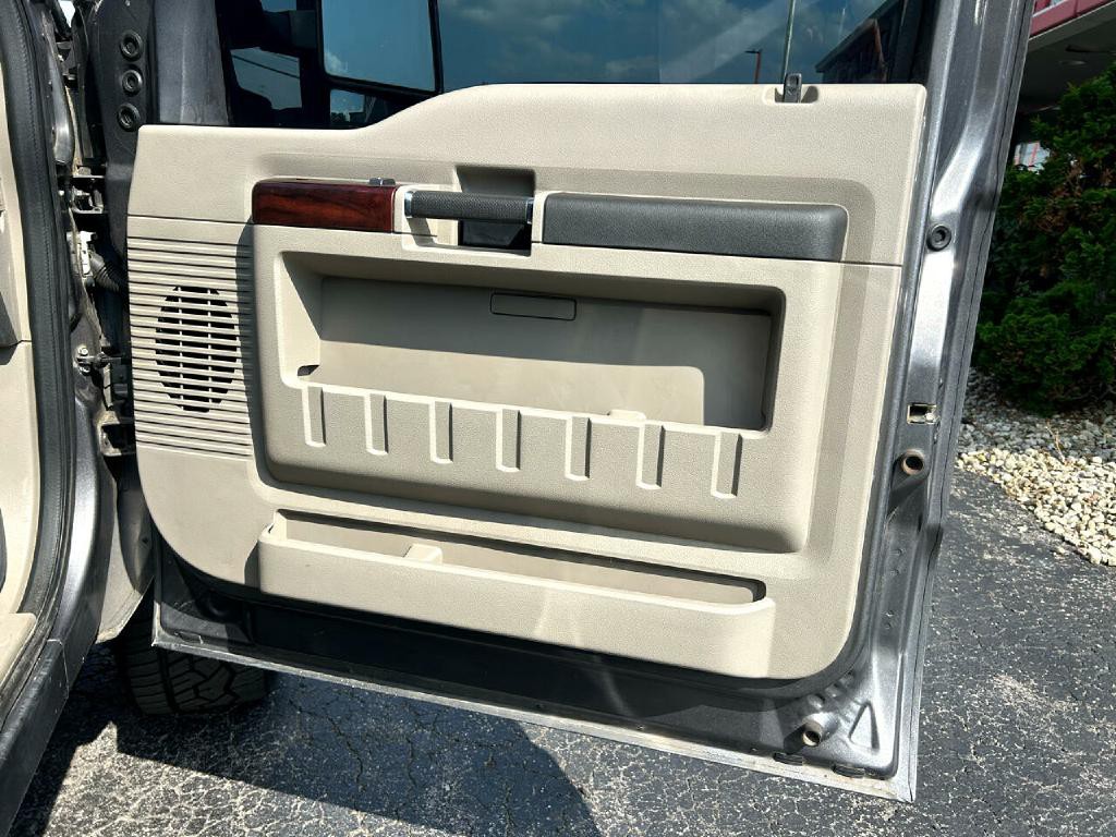 2010 Ford F-250 Image 41