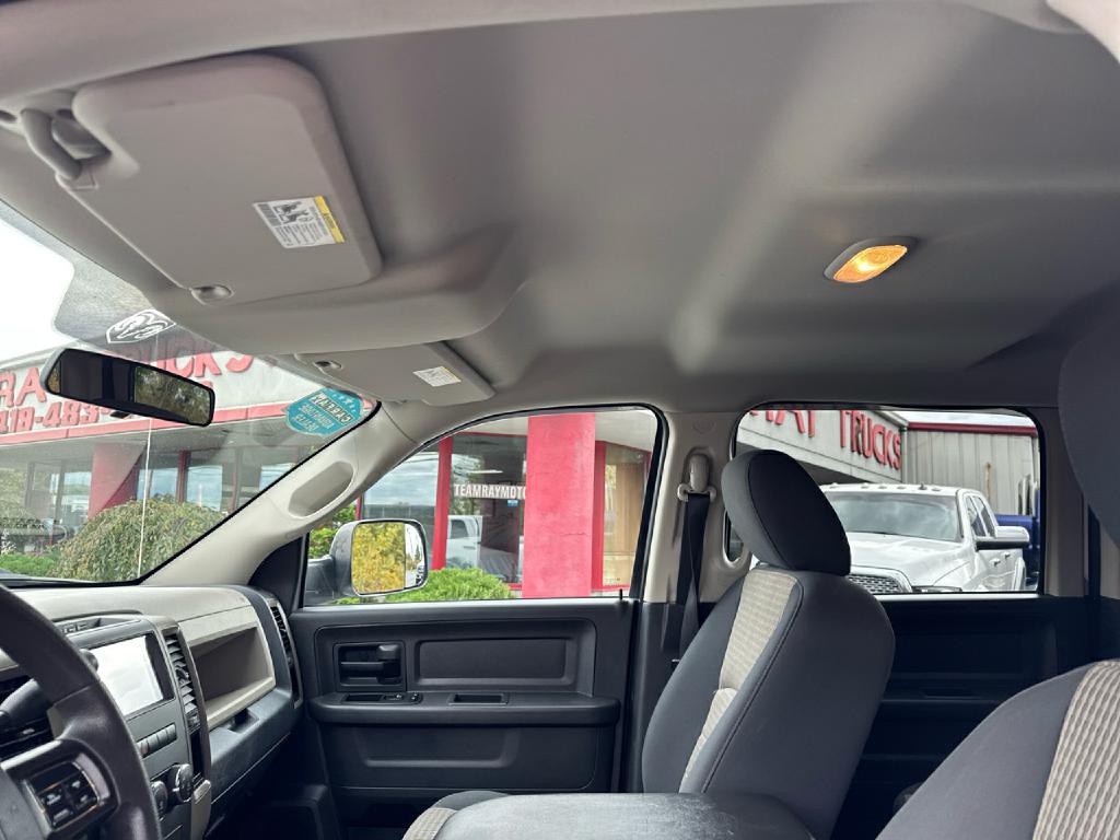 2012 RAM 3500 Image 21