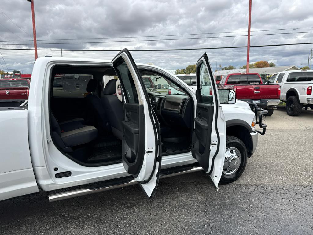 2012 RAM 3500 Image 33