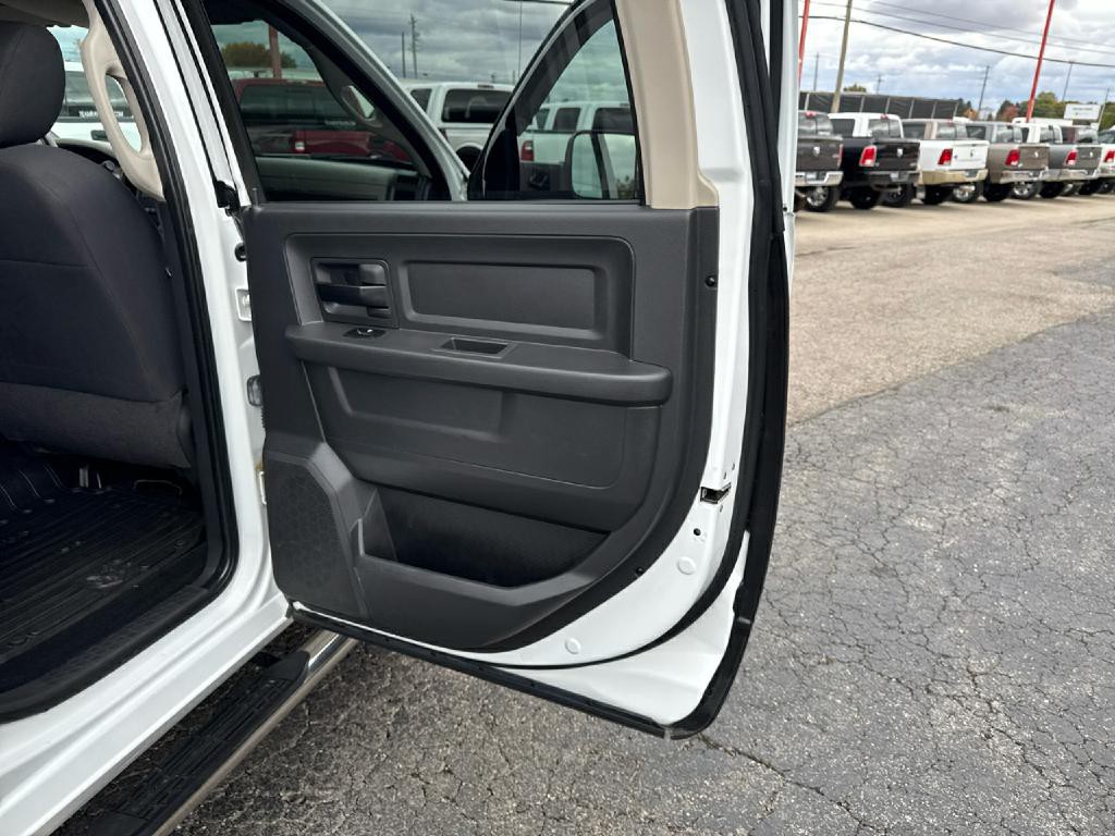 2012 RAM 3500 Image 34