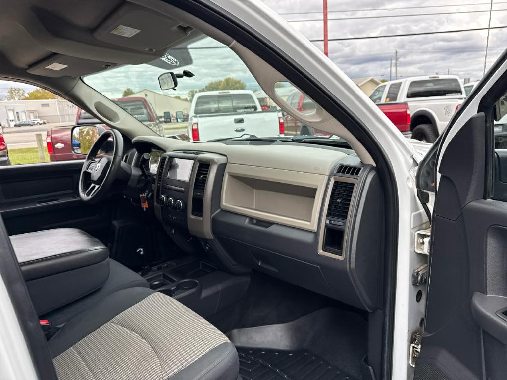 2012 RAM 3500 Image 40