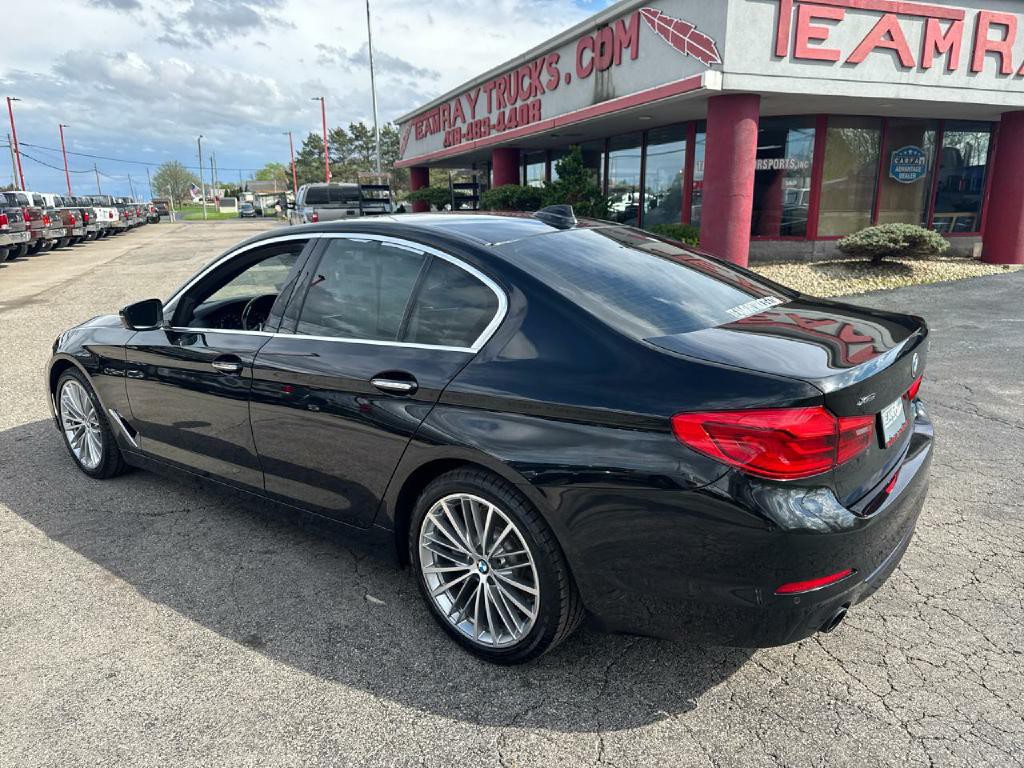 2018 BMW 5 Series Image 3