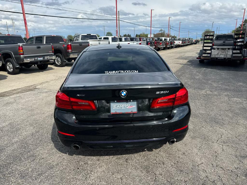 2018 BMW 5 Series Image 4