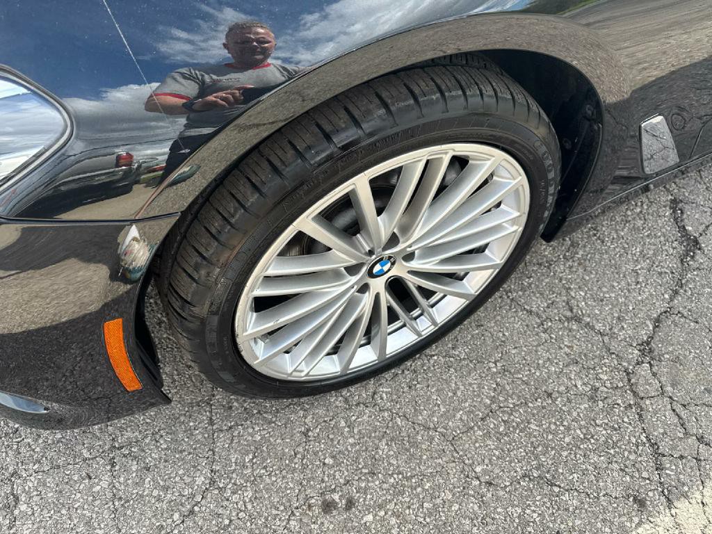 2018 BMW 5 Series Image 9