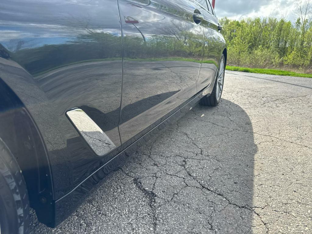 2018 BMW 5 Series Image 10