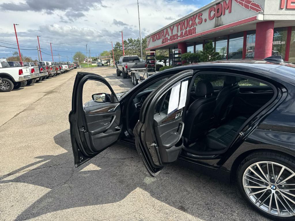2018 BMW 5 Series Image 11