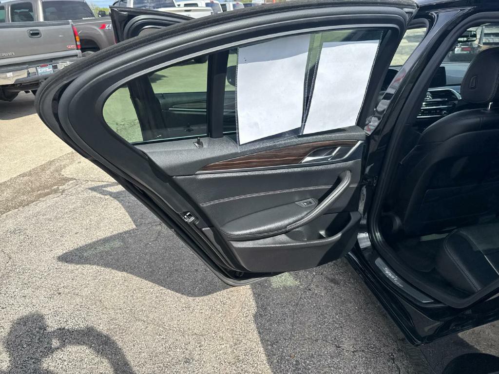 2018 BMW 5 Series Image 12