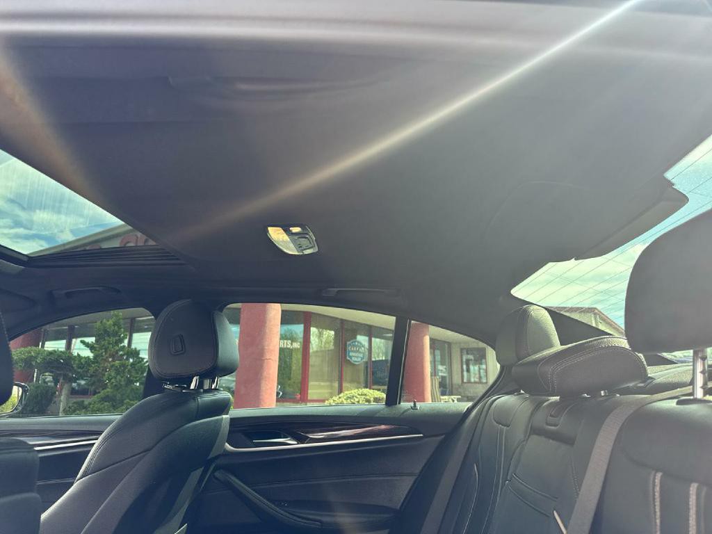 2018 BMW 5 Series Image 16