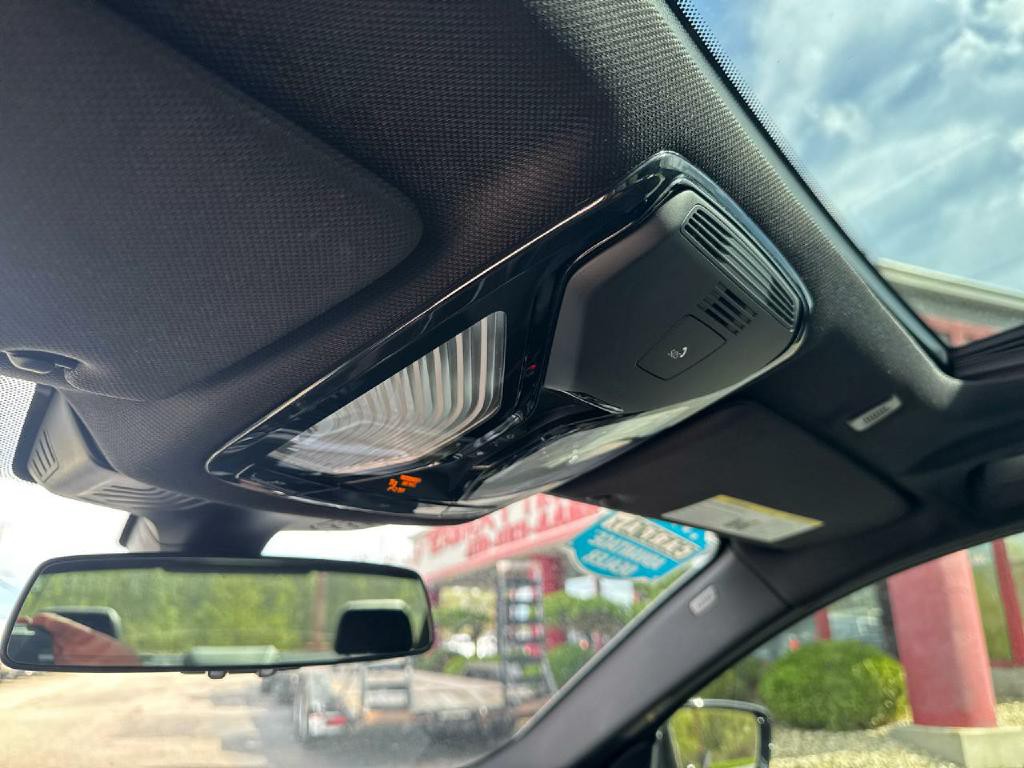 2018 BMW 5 Series Image 26