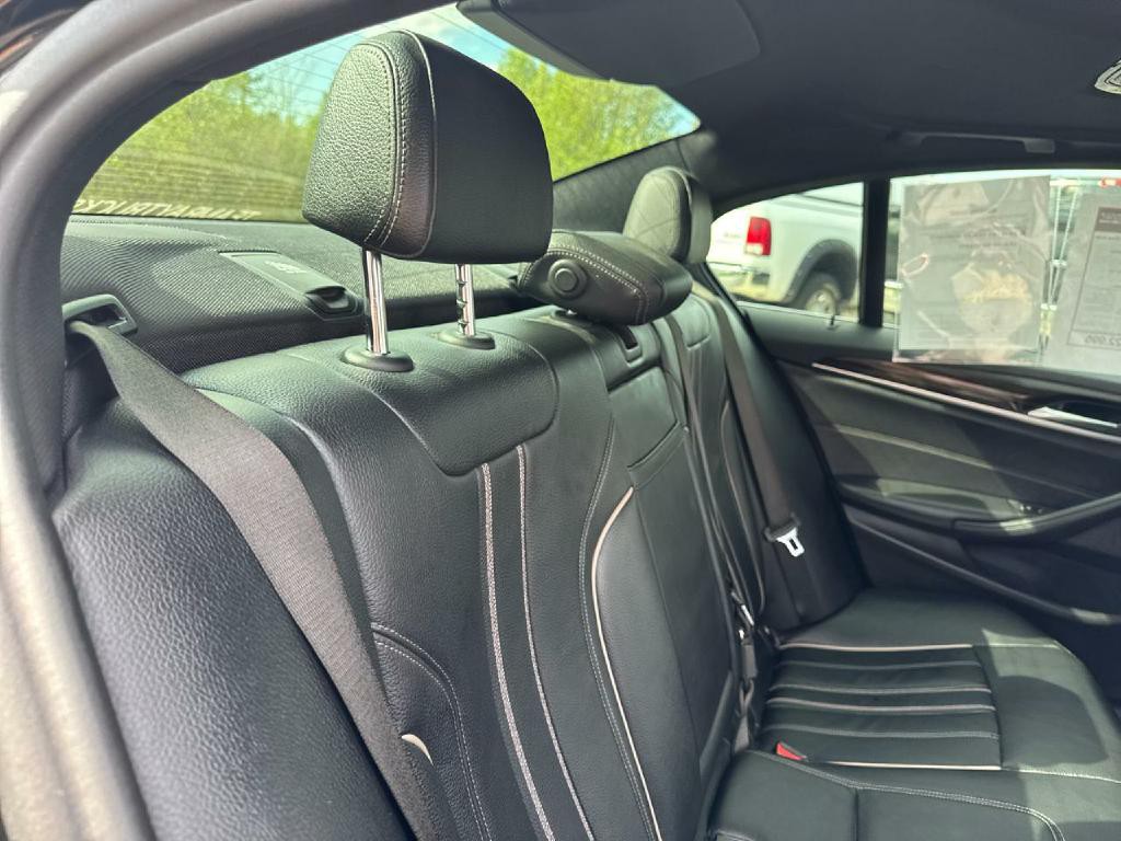 2018 BMW 5 Series Image 37