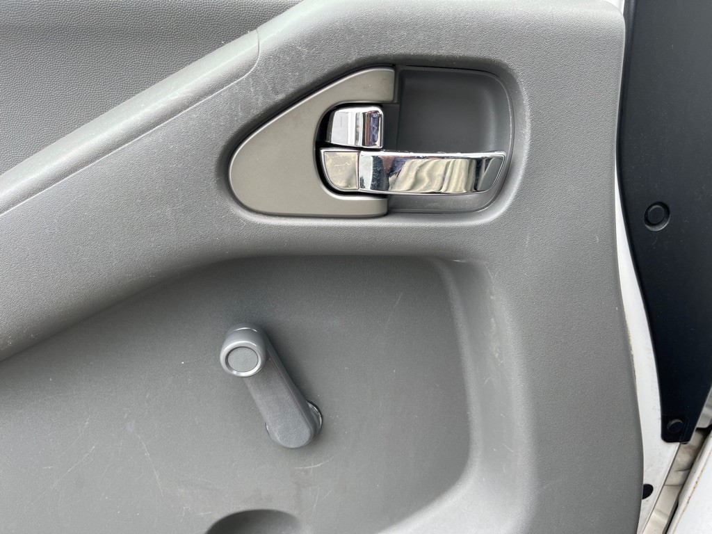 2006 Nissan Frontier Image 15