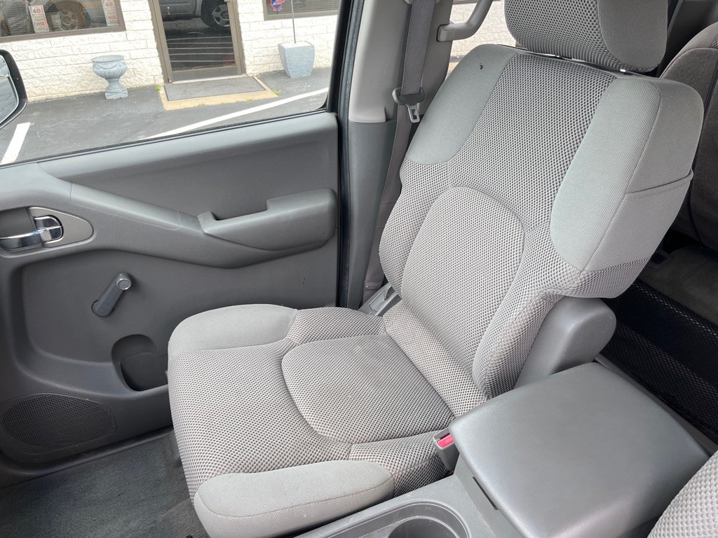 2006 Nissan Frontier Image 17