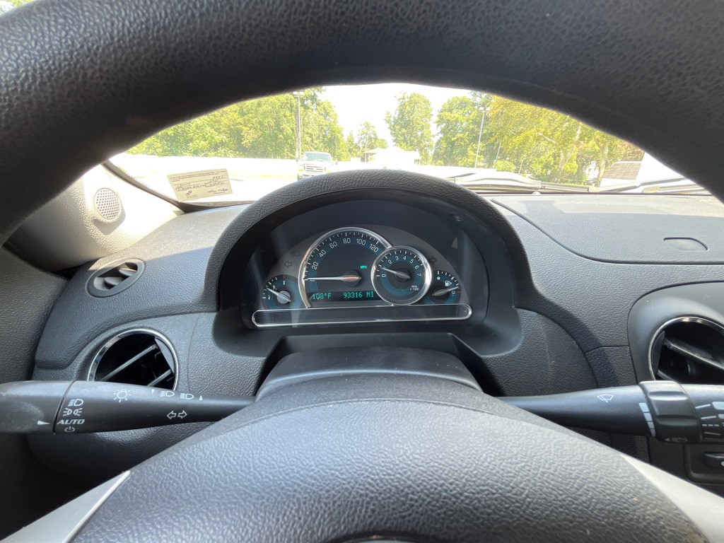 2011 Chevrolet HHR Image 12