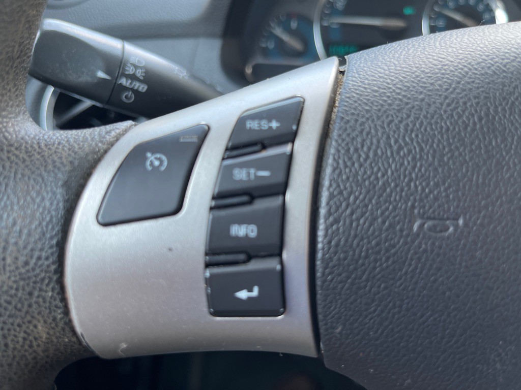 2011 Chevrolet HHR Image 13