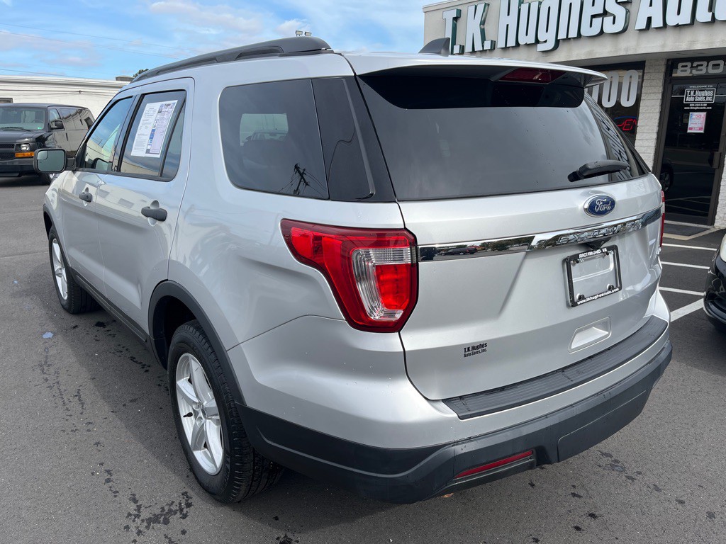 2018 Ford Explorer Image 8