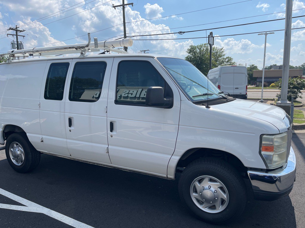 2008 Ford Econoline Image 4