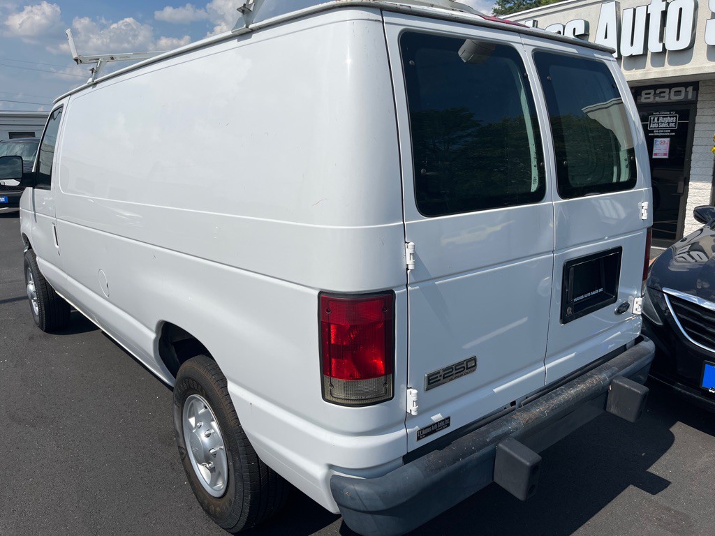 2008 Ford Econoline Image 8
