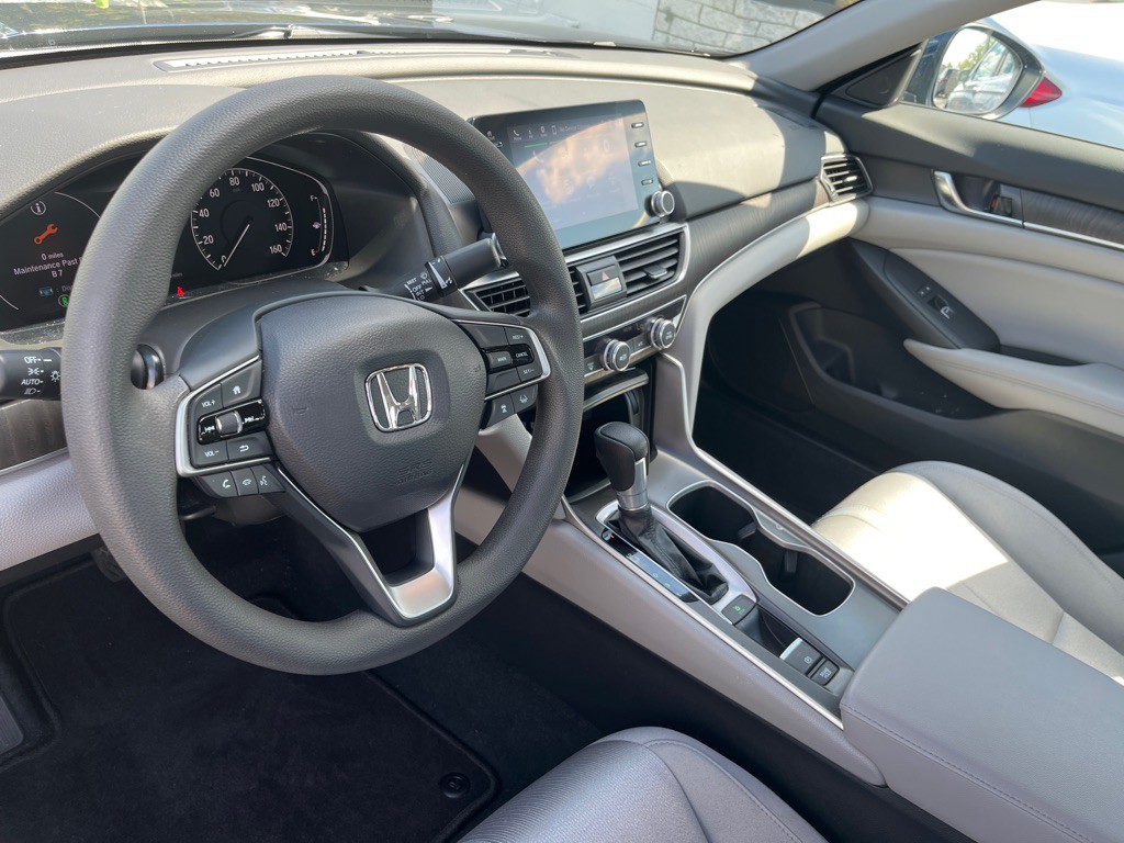 2019 Honda Accord Image 8