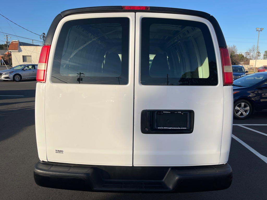 2014 Chevrolet Express Image 6