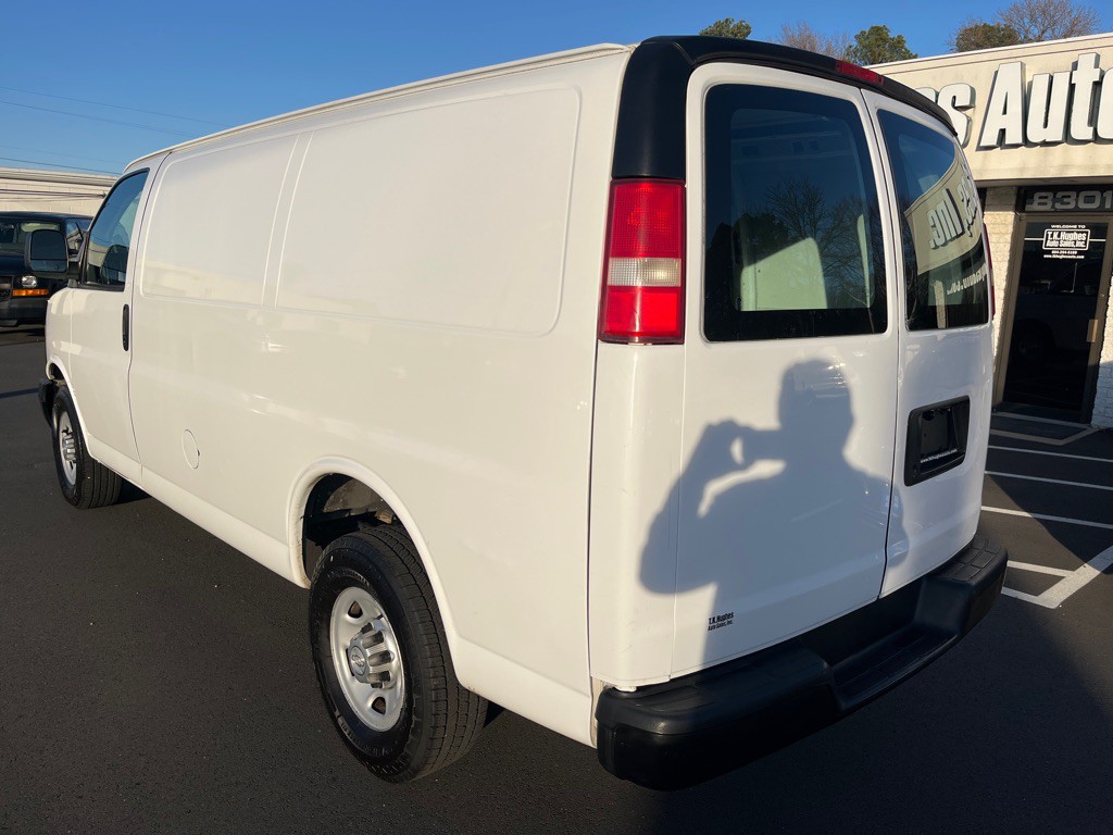 2014 Chevrolet Express Image 7