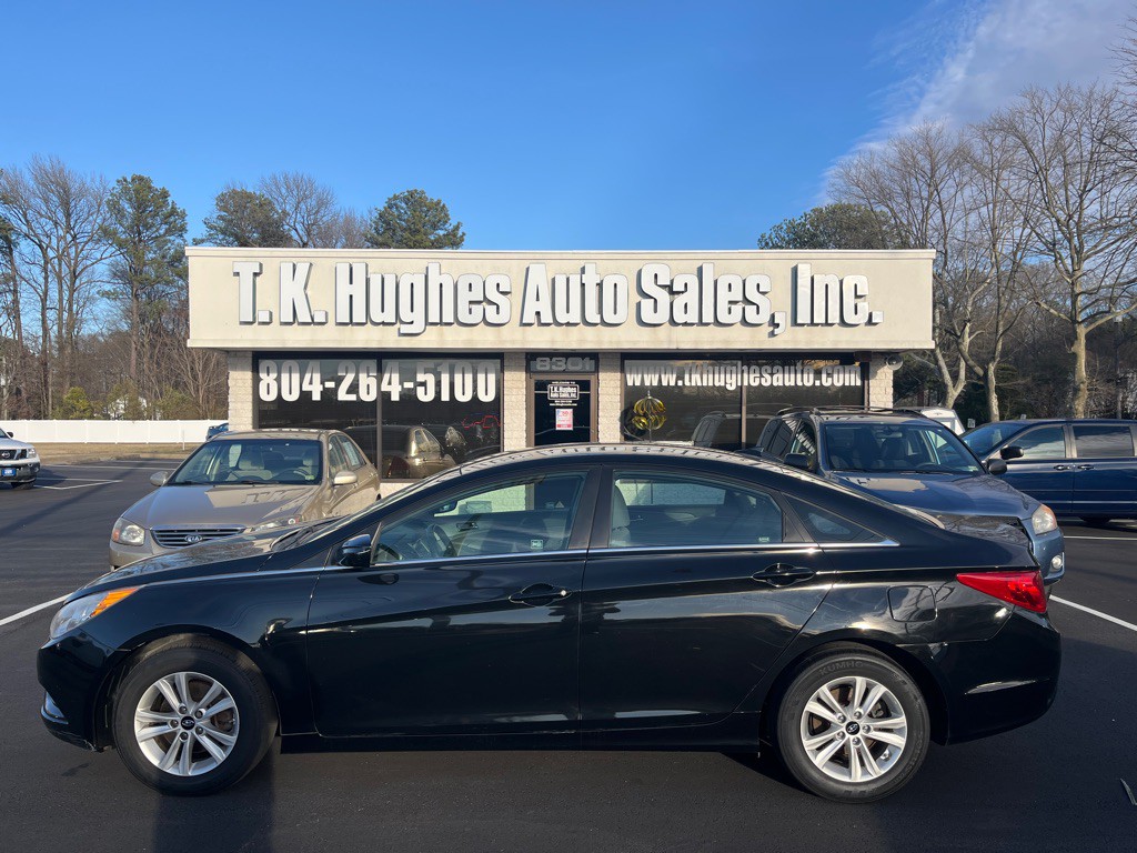 2012 Hyundai Sonata Image 1