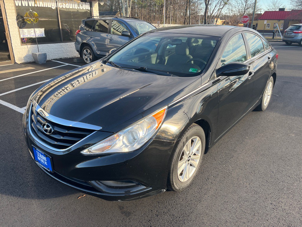 2012 Hyundai Sonata Image 2