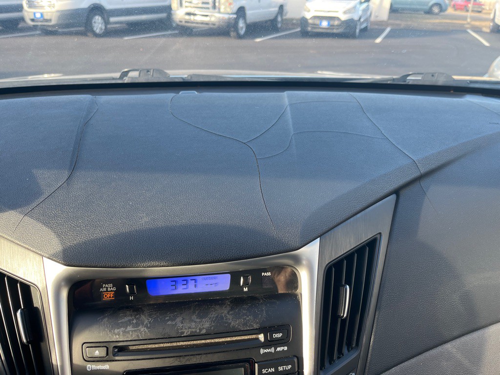 2012 Hyundai Sonata Image 11